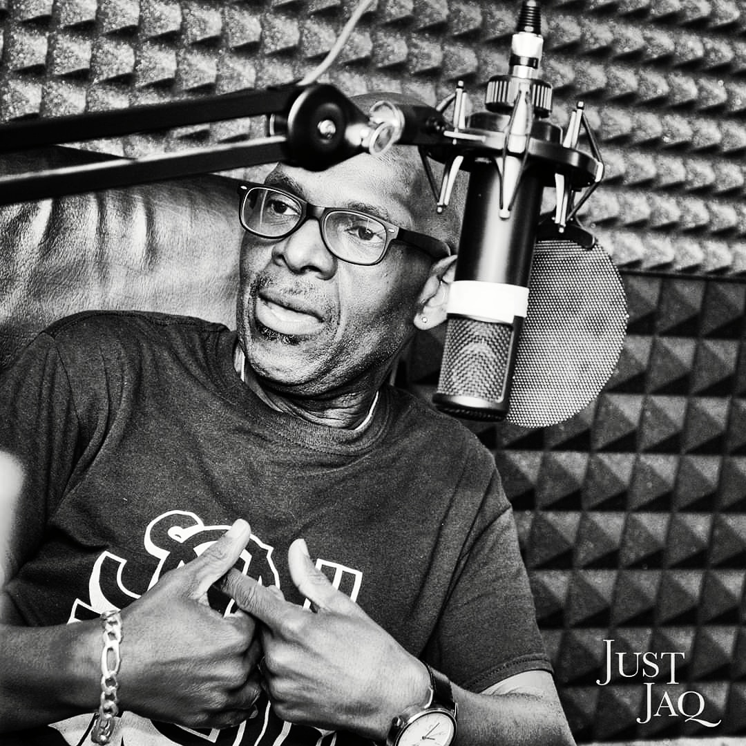 We sadly regret to announce that the much loved Eon Irving, presenter and Head of Music at Crackers Radio has passed away earlier today, our condolences to his family and friends.  he was not only a colleague but a great broadcaster, Eon Irving RIP <a href="/EonIrving/">Eon Irving</a> <a href="/RadioToday/">RadioToday UK</a> #RIP