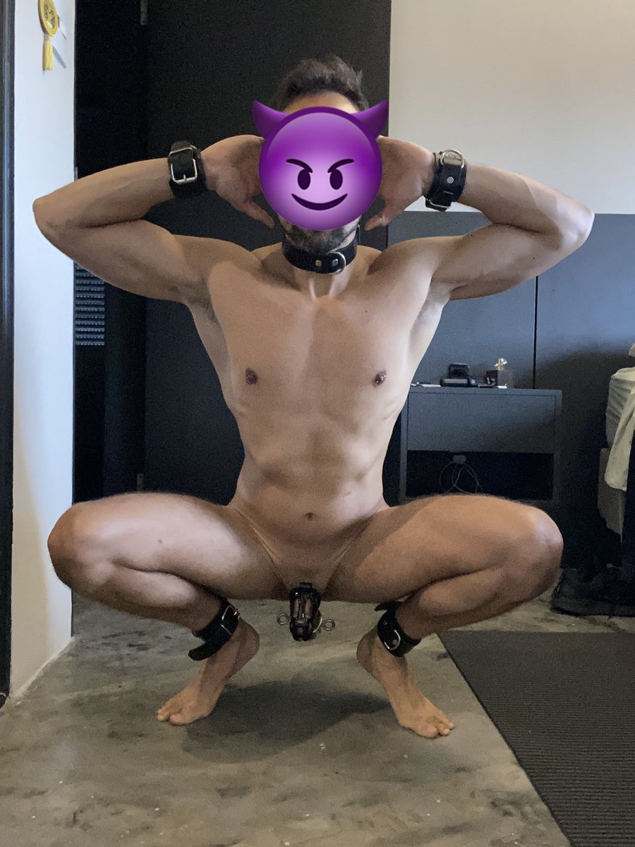Gearedboy's tweet photo. I was asked to take another pic properly geared (collared, with wristbands and anklets)
Thanks @Mastersept1 for putting me on the right place! https://t.co/XpddHsHPF7