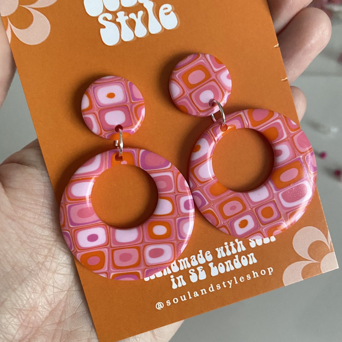 SoulStyleShop's tweet photo. #ValentinesDay earrings https://t.co/FaEfP6rTHu