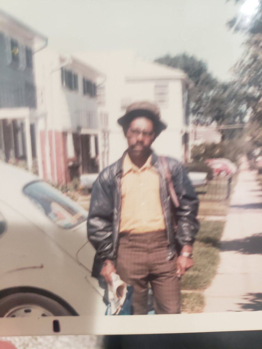 OneTwoTray's tweet photo. #neighborhoodHERO #OGsOG #loveuPOP https://t.co/cy00JnmQYB