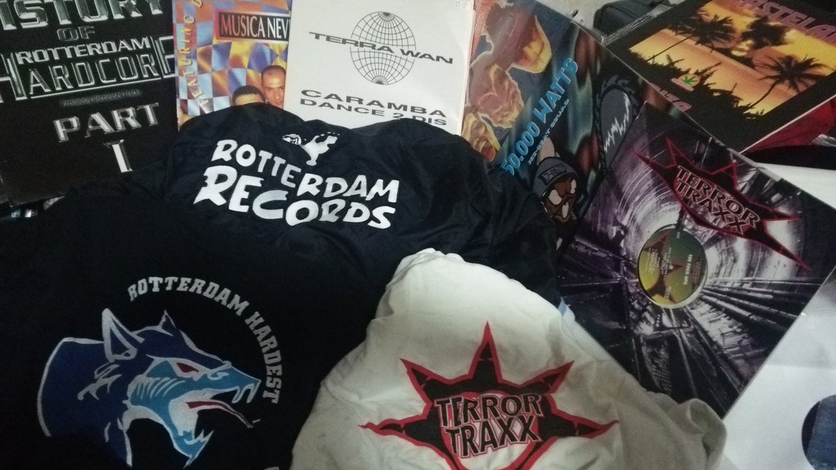 InnamiNaoto's tweet photo. トリセツ

🎧️D J&amp; Event produce(国内外)

🎼作曲&amp;編曲

🔊Record&amp;CD収集

Love Liver (μ's&amp;Aqours&amp;Liella!💘)

Supporter (Rotterdam Feyenoord)

AniOta (うる星やつら▪シティーハンター▪機動戦士ガンダム▪地獄少女▪ラブライブ!▪映像研)

📺️(セカチュウ▪MOZU▪NICS)

🎥(タイヨウのうた) https://t.co/NfDlNbr6DV