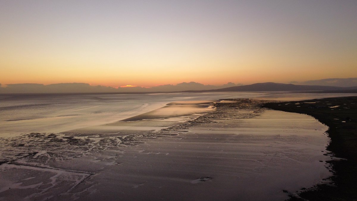 Overmyheadphoto's tweet photo. ⁦@MetMattTaylor⁩ ⁦@bbcweather⁩ down at Powfoot in Dumfries&amp;Galloway tonight https://t.co/S27qYwJYqq
