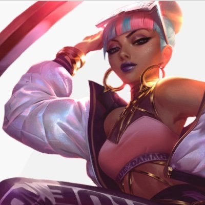 “Guess who’s back...back again...QiQi’s back...tell a friend.”

#LolRP
Lewd/non-lewd
Bisexual
Switch
Open DMs

Like + RT?