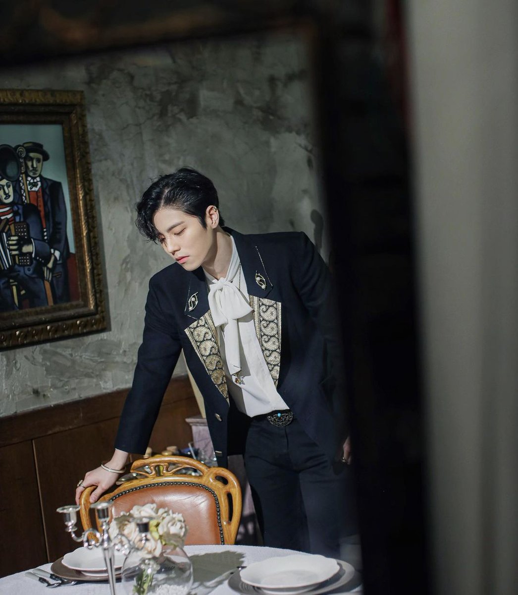 PicsJaehyeong's tweet photo. 👑

#이재형 #Jaehyeong #TheRose #TheRoseSound #LeeJaehyeong https://t.co/GJGUyKsgJs