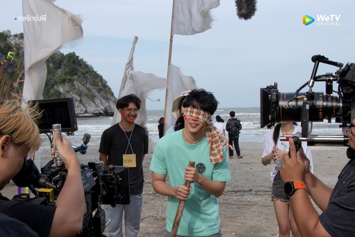 WeTVThailand's tweet photo. เรื่องราวความรักของรุ่นพี่รุ่นน้องที่เกิดขึ้นอย่างไม่รู้ตัว?!
.
ปักหมุดรอไว้ให้ไว !
#WeTVORIGINAL เปิดศักราชใหม่ 
ซีรีส์วายสุดฟิน #กลรักรุ่นพี่
.
นับวันรอให้ดี
เร็วๆ นี้ เจอกันที่ #WeTV เท่านั้น https://t.co/8uTPywHNg7