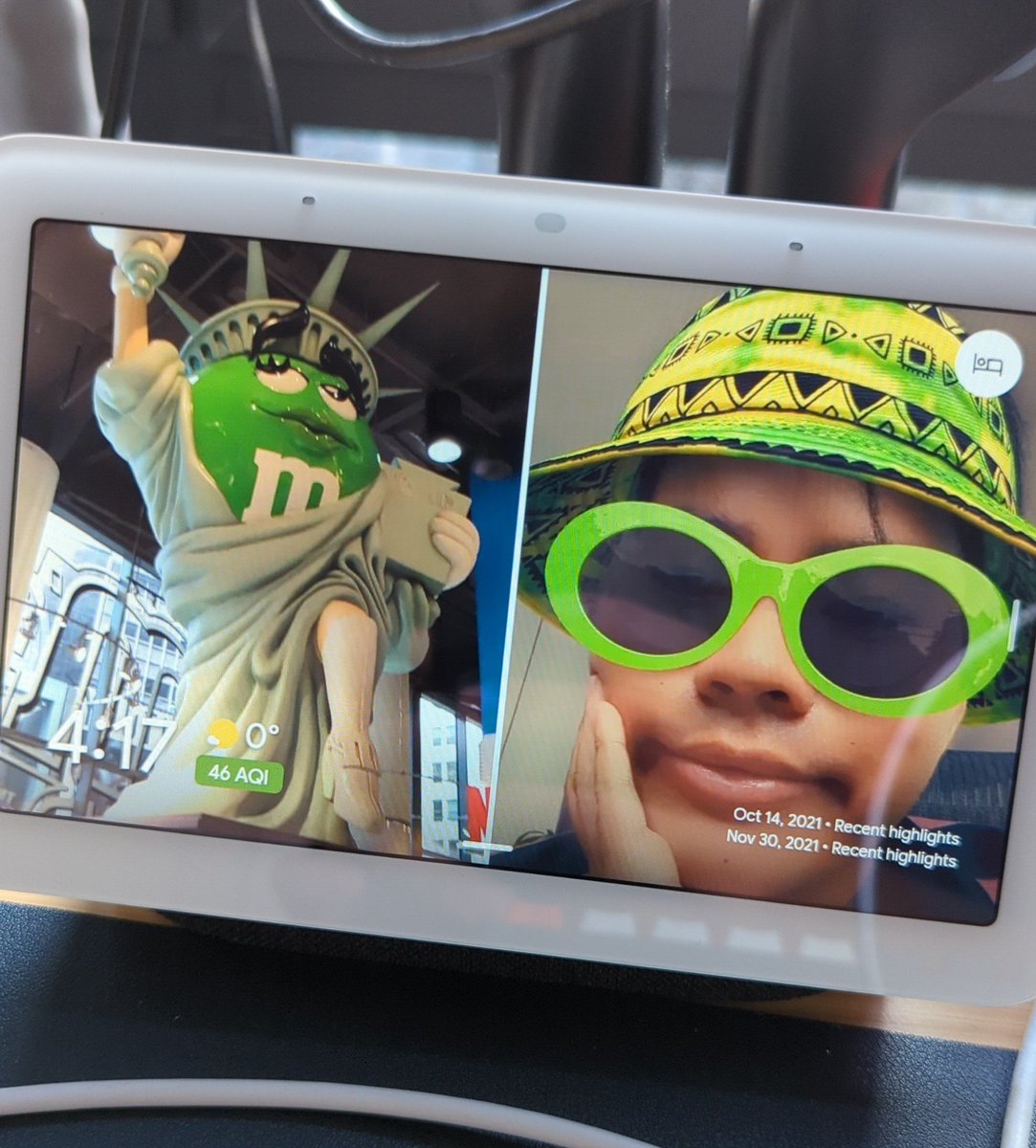 im in love with my new google picture frame thing
