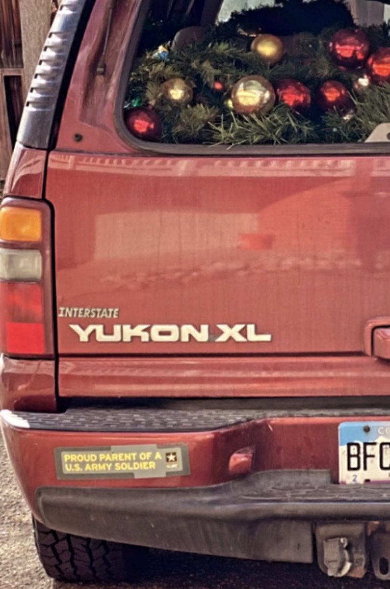 Talk about adding insult to injury - Ryan Fazio lost his home in the #MarshallFire. And overnight someone stole his SUV with irreplaceable family photos from the hotel he was calling home. If you see it, please call <a href="/WestminsterPD/">Westminster Police</a>. Help him here: gofundme.com/f/help-the-faz…