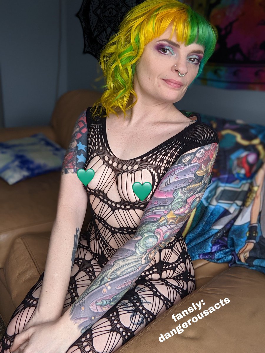 Peep the Titties and more on my Fansly. 

🌶️🔥 Link in Bio 

Milf. Alternative. Gorgeous. Lingerie. Tattoos. Altmodel. Thighs. Legs. Curves. Sexy. Hottie.