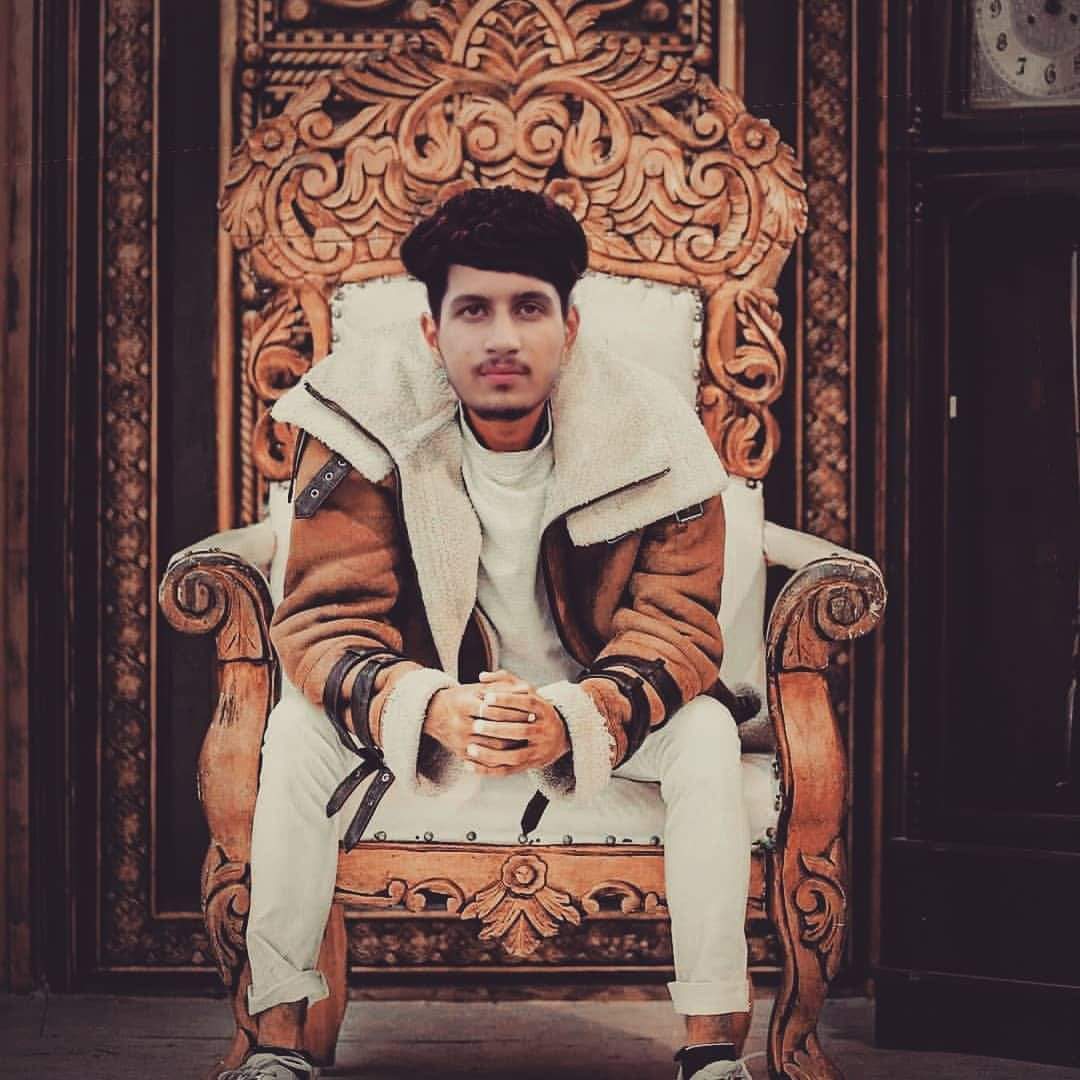 maybe69lvl's tweet photo. #NewProfilePic https://t.co/V60k7KzELe
