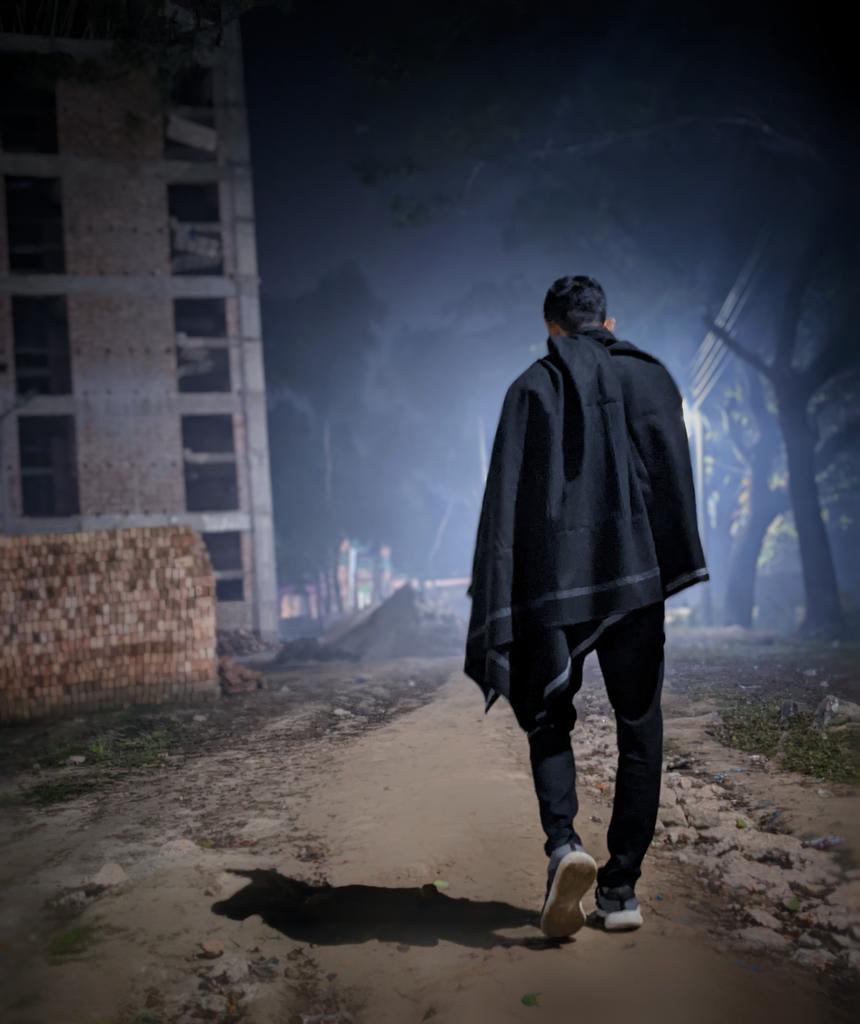 mrirafi20's tweet photo. When Something is
Important Enough
You Do It 😇

#2022NewYear #photography #styles #fashion #college #campus https://t.co/XNFSt6PyrR