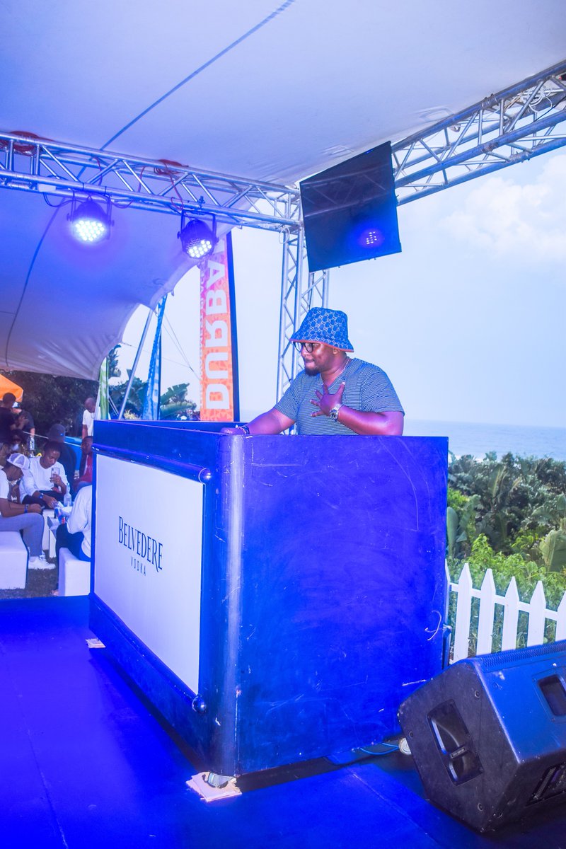 WozobonaMedia's tweet photo. Sat, 01 Jan 2022
📍 Bervely Hills Hotel, Umhlanga

#WozeDurbanPinic2022
#WozeDurbanPicnicPopUpExp https://t.co/8teyuaupI3