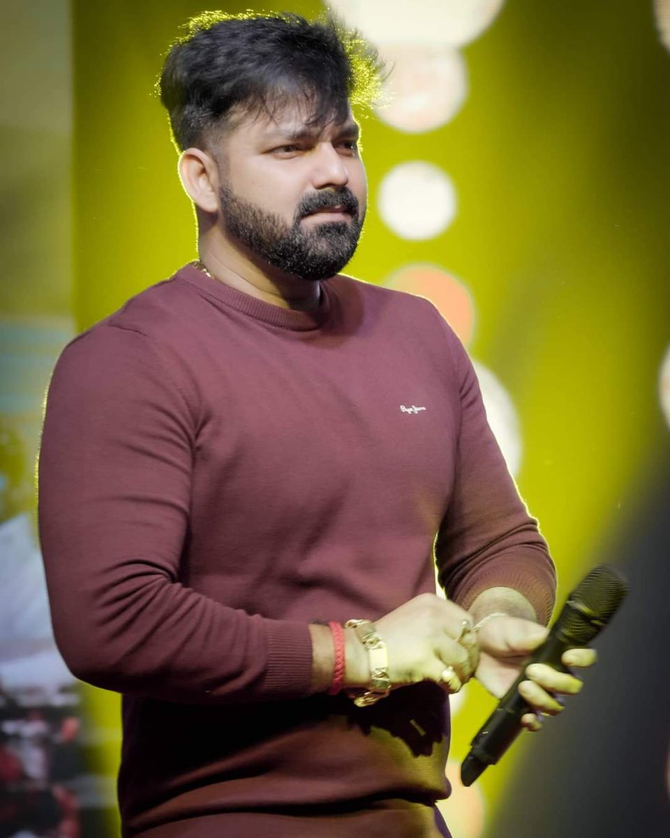 Sushantkumar108's tweet image. जन्मदिन की हार्दिक बधाई एवं बहुत सारी शुभकामनाएं...🎉🎂❣️
@PawanSingh909
#pawansingh
#pawan_singh
#HappyBirthdayPawanSingh
