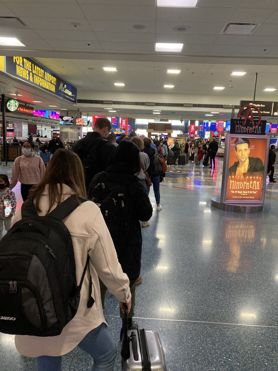 thetradeshowmgr's tweet photo. Landed in Las Vegas and headed to #EurekaPark for #CES2022! The lines are long for registration and #COVID19 screening and moving very fast. https://t.co/fRVGtsMlqF