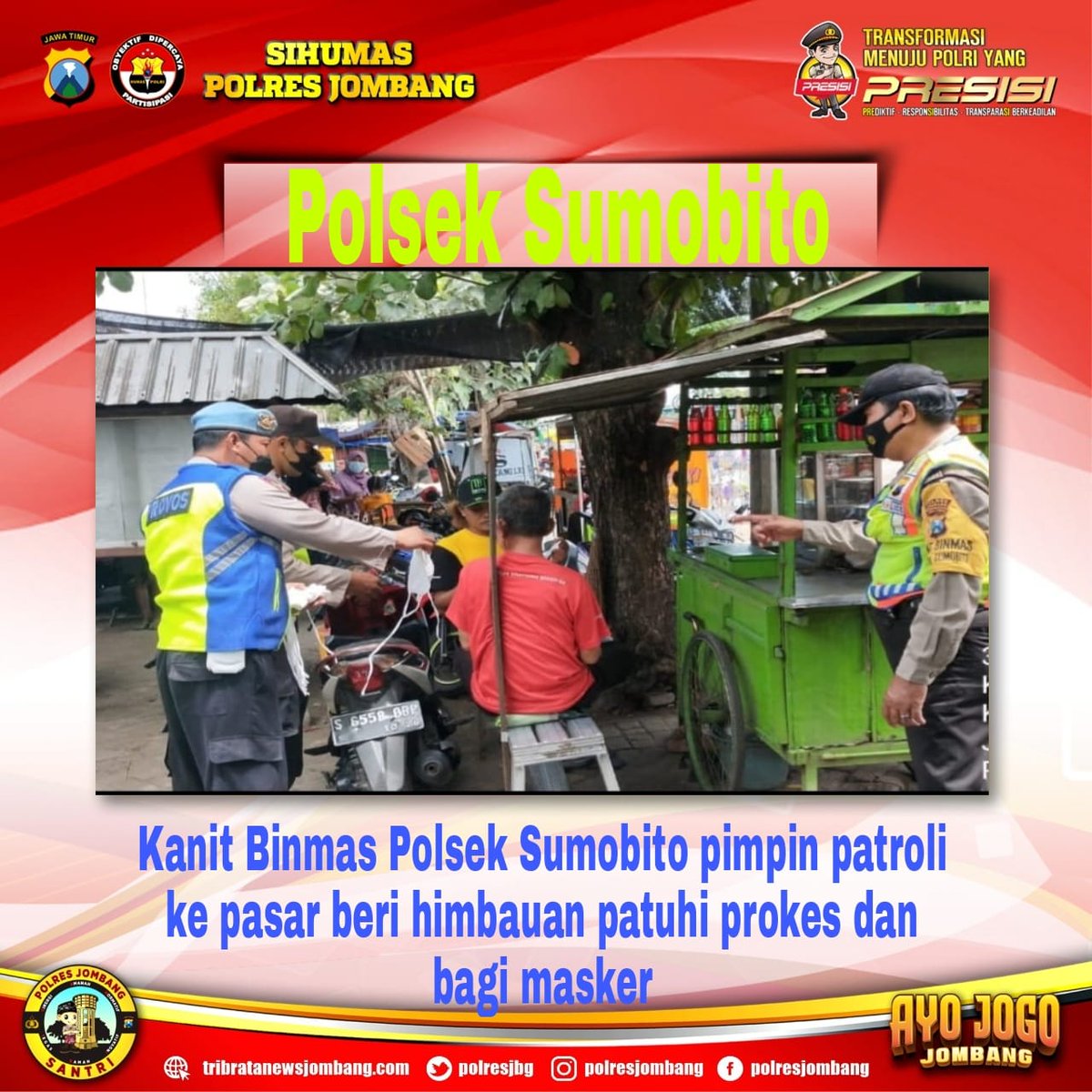 HumasResJBG's tweet photo. Kanit Binmas Polsek Sumobito pimpin patroli sambang ke pasar tradisional dan memberi hinbauan kepada masyarakat untuk mematuhi protokol kesehatan sambil membagikan masker https://t.co/ezbZsdYEIC