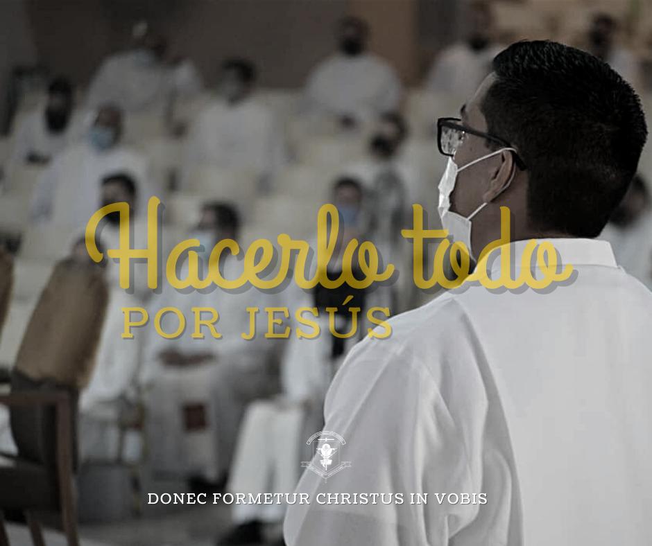 《Y todo cuanto hagáis, de palabra y de boca, hacedlo todo en el nombre del Señor Jesús, dando gracias por su medio a Dios Padre.》

Col 3, 17.