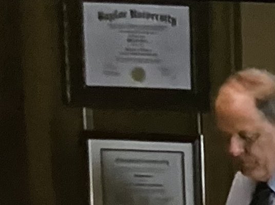 BlakeCarter007's tweet photo. Anyone else notice where the diploma in the background of @Yellowstone season Finale is from? 👀 @Baylor https://t.co/5br5aBEw7t