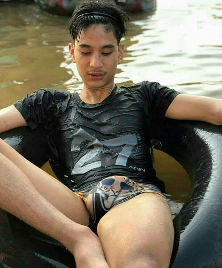RoomMan_69's tweet photo. ประโยชน์  อย่างเดี่ยว ของ หรรม คือ มีไว้เยี่ยว
นอกจากนั้นคือ สร้างปัญหา ความวุ่นวายในชีวิตอย่างเดียว## https://t.co/TxM0UETDUZ