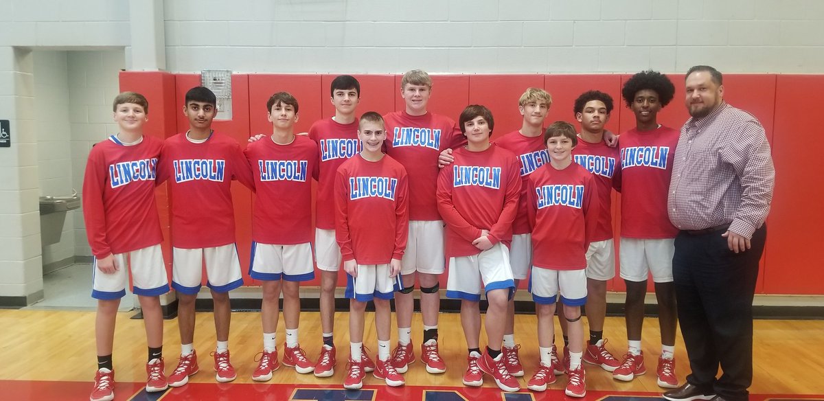 StacyBStory's tweet photo. So proud of our LC Eagle Basketball 8th graders and 8th grade Eagle Cheer members and how they represent LCMS. This is a special group. We came into the middle school together 3 years ago. ❤🦅🤗 #LCMSRockStars #kidsmattermost https://t.co/nEvJDgxZIa