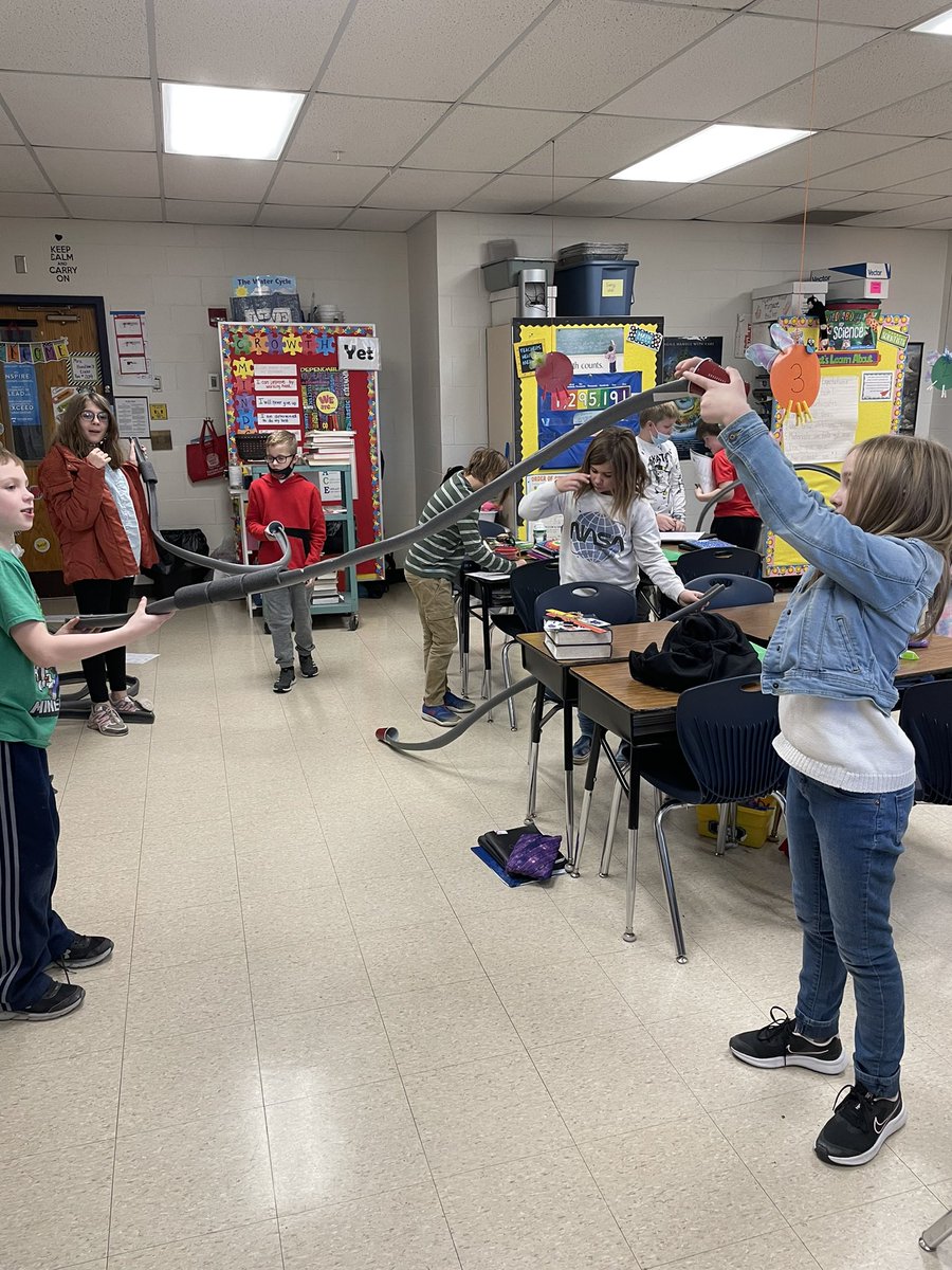 l_handlon's tweet photo. Students exploring with roller coasters today to learn more about the relationship between energy and speed. #tmgenius @TME_tigers https://t.co/kZvjvSPZQD