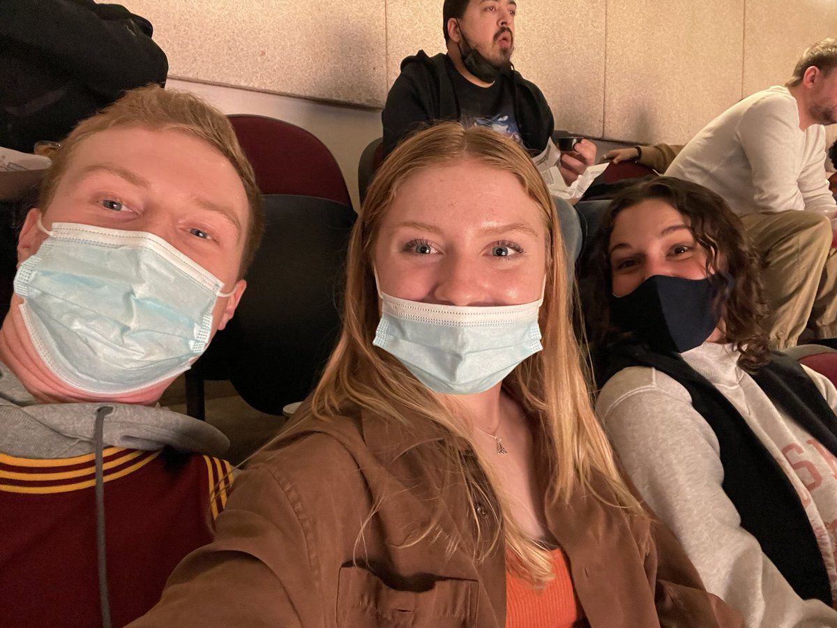 chloe_keating22's tweet photo. keelin’s first cavs game! #letemknow https://t.co/YjE3RMyr6v
