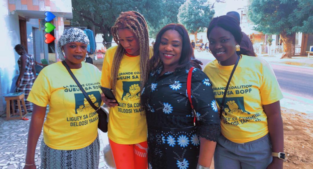 GSaBopp's tweet photo. ✊L'image du jour✊
Madame le Maire #Astou_Diouf et ses Amazon en marche pour la victoire.
#Liguéye_Sa_Gokh✊
#Déloosi_Yaakaar✊
@seyelatyr @2stvsenegal @7tvOfficielle @Bouganegueye @dakaractu @seneweb @Kebetubot @thiestv @GokhBi @SenegalLibe10 @QuotidienSN @SUDFMsenradio https://t.co/qArjR1g6vY
