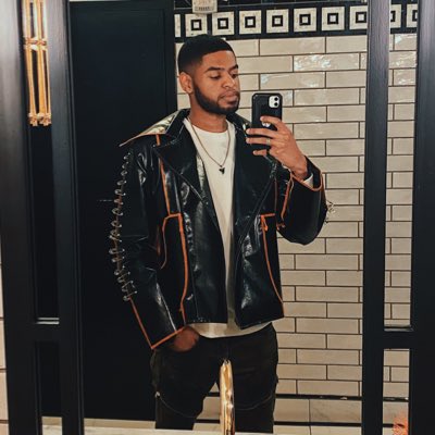 _jarodb_'s tweet photo. #NewProfilePic Is this a thing? Twitter suggested it 🥴 I’m gonna try to stop neglecting this app, fr fr! https://t.co/PkoPXEZEdl