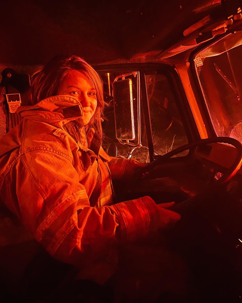 Miss VT and a volunteer firefighter roll up to a scene…they’re the same person #MissVermont #MissVermont2021 #MissVT #MissVT2021 #VolunteerFirefighter