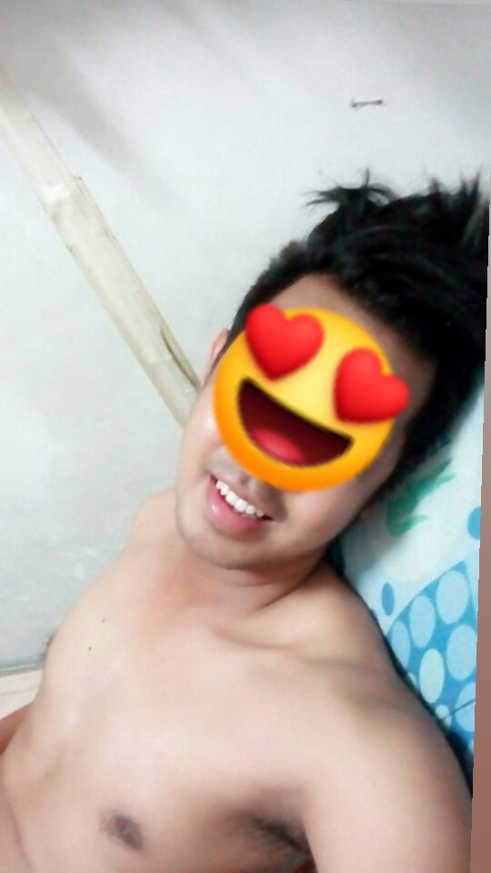 Eroz0312's tweet photo. First time ko nakipag3some very cool pala lalo na pag nageenjoy bawat isa.

#Eut #Alter #Kantotan https://t.co/DYLqkJNOaB
