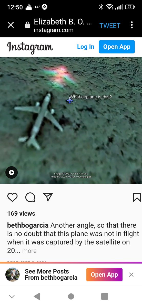 MikeChillit's tweet photo. #RainbowEffect #GoogleEarth This is a nice clean explanation on why we sometimes see planes and rainbow artifacts in Google Earth imagery. #MH370 https://t.co/XwbkSvCNw9