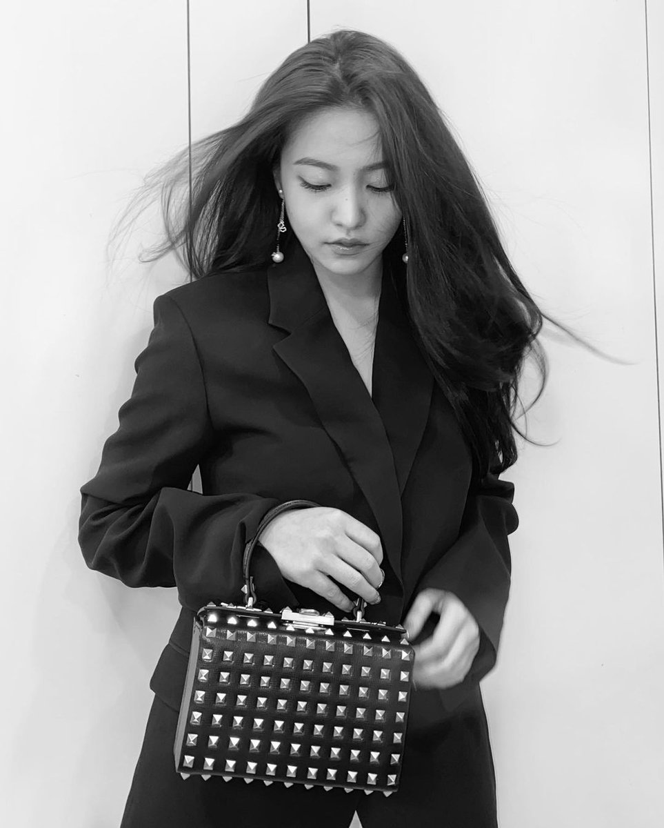 yerisfeed's tweet photo. #YERI #예리 https://t.co/0fKSt4OdmH