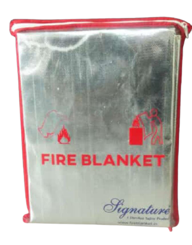 DarshanSafety's tweet image. Signature Glass fibre cloth is coated with aluminium foil in order to reduce fraying in a variety of applications the reflective properties of the aluminium coating on the fibreglass fabric effectively reduces loss of heat via radiation #firesafety #insulationmaterial #fibreglass