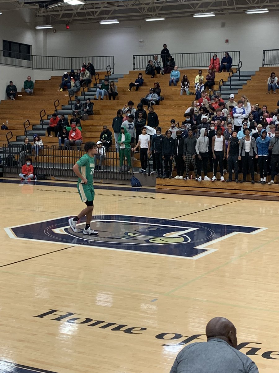 BenjiOxman's tweet photo. Buford: 81
Dacula: 69

Dacula exploded w/ a 30P 1Q jumping to an early lead but once Buford got the lead back they didn’t look back. London Williams, Alahn Sumler &amp; Jaylon Taylor all had standout performances for Buford. Lamariyon Jordan &amp; Blake Wilson were productive for Dacula. https://t.co/jwiLe527Go
