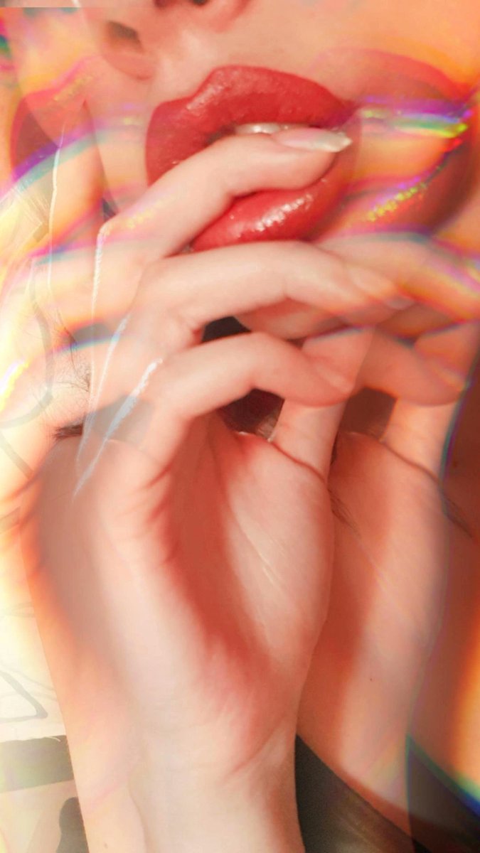 xlauradanielax's tweet image. Gentle love but touch passionately.