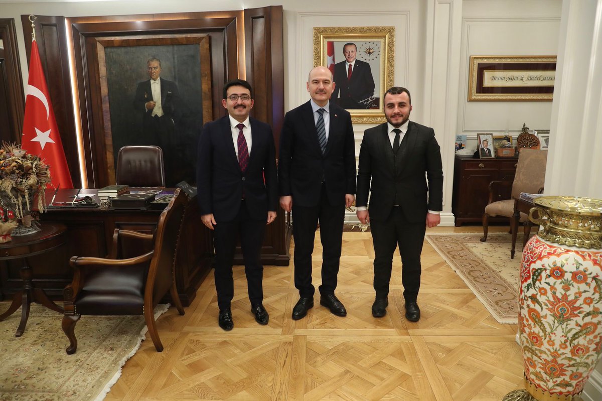 Bizleri ağırlayan ve istişarelerde bulunan kıymetli Bakanımız Süleyman Soylu’ya çok Teşekkür ederim…
#YiğitADAM <a href="/suleymansoylu/">Süleyman Soylu</a>
