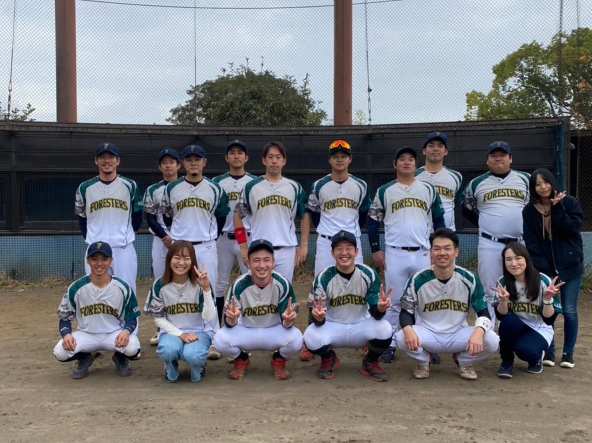 Foresters89's tweet photo. 新年明けましておめでとうございます。本年も何卒宜しくお願いいたします🙇
今後の予定
1/16　初練習　桜川球場
1/23　オープン戦　10時ー12時　大師球場(対戦チーム様募集中※先着順ではありません)
1/30 CUBEリーグ2021決勝　
神宮球場　vs西長沢LARKSさん https://t.co/GrJhVIcsU0
