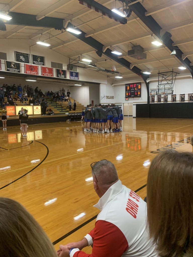 addisonlust's tweet photo. So beyond grateful I got to see the boys i’ve always supported support someone who impacted me so much. Owen you will never be forgotten. I will not deny that you were with us in that gym tonight. Everyone hug your loved ones close and never take anything for granted. #Ostrong https://t.co/l3WwZzYXgr