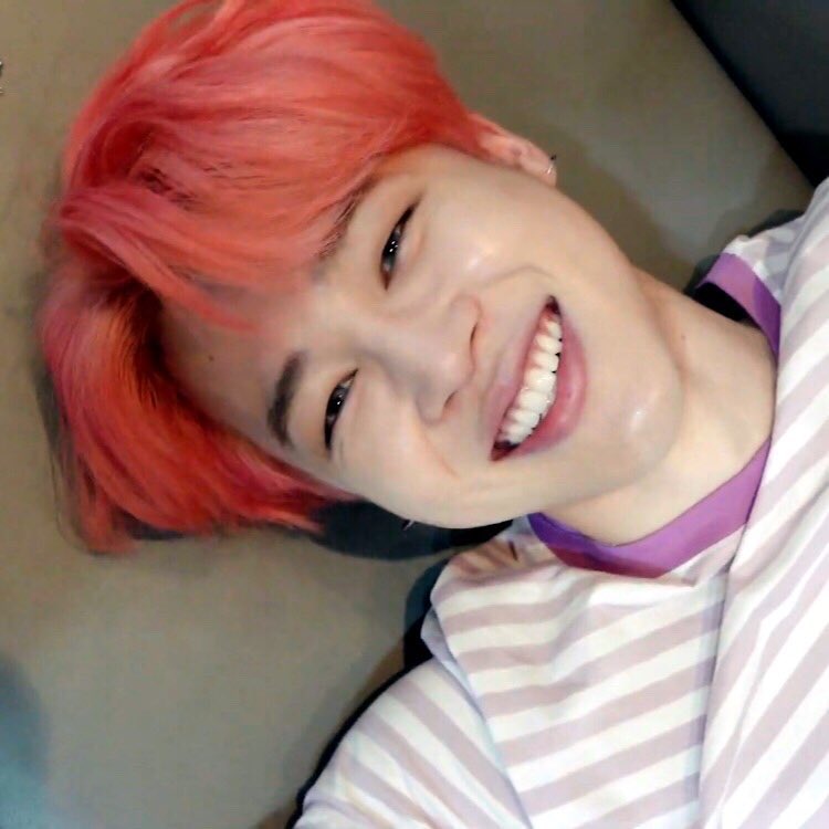 filter_jiminpk's tweet photo. I miss u so much 💜😘 #JIMIN https://t.co/7CUBrWHtue