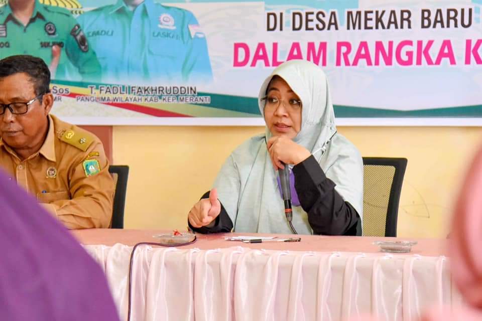 Intsiawati's tweet photo. Silaturahmi &amp; Menyerap Aspirasi masyarakat Desa Mekar Baru, Kecamatan Ransang Barat, Kepulauan Meranti.

#dpdri #intsiawati #iauntukriau https://t.co/Xas6rWoqYL