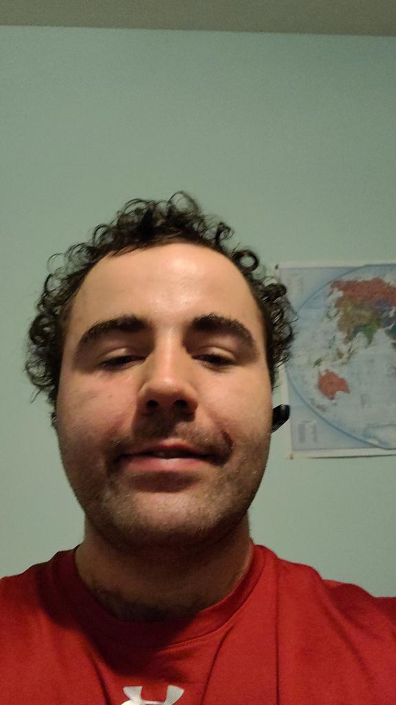 friedland_kyle's tweet photo. @sweetiedreamsbb Hi My Name is Kyle https://t.co/azKMkLQJcI