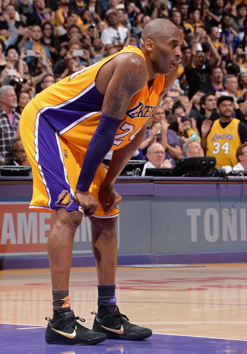 kobehighlight's tweet photo. “Leave the game better than you found it. And when it comes time for you to leave, leave a legend.” 

- Kobe Bryant https://t.co/psYSkUdUqo