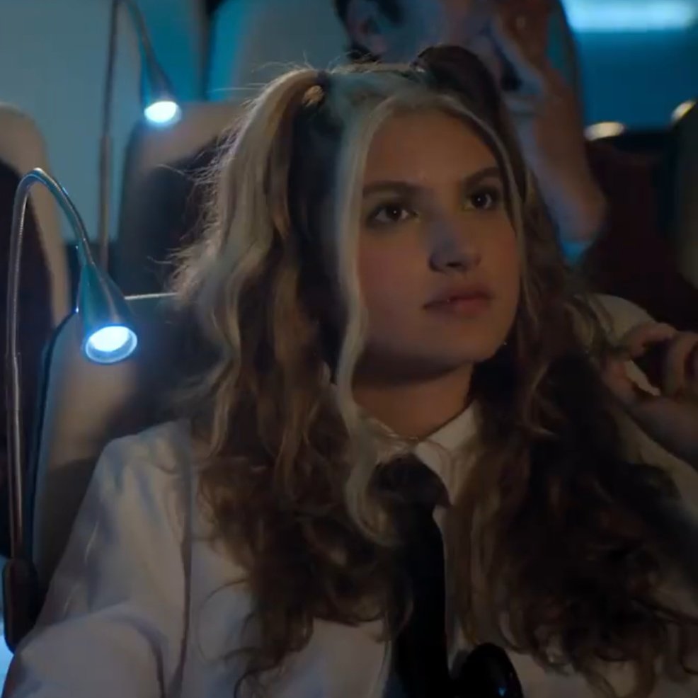 harryreps's tweet photo. *vou assistir Rebelde por causa da trama

a trama:
#RebeldeNetflix https://t.co/lE6qg8ojuO