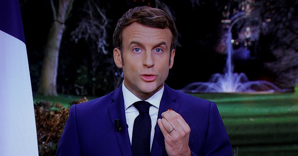 Reuters's tweet photo. Macron says he wants to 'piss off' the non-vaccinated https://t.co/q6r6YO6jsk https://t.co/TMMMbsKGI1