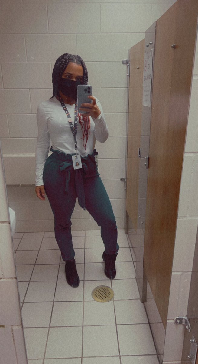 ReverseChas's tweet photo. Ya kids favorite teacher hiding during her planning https://t.co/fdSOCB5wyc