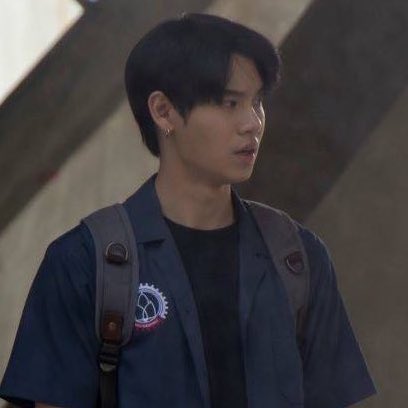 farsyin_anw's tweet photo. น้องหยิ่นเก่งขึ้นจริงๆ เก่งขึ้นมาก เป็นพี่วีที่โตขึ้น สายตาสื่อได้ชัดเจนทุกอารมณ์ น้องหยิ่นเก่งมาก ตอนสามตอนกุดๆที่ยังไม่มีพื้นฐานด้านการแสดงเท่าไหร่ว่าเก่งแล้วนะทำได้ขนาดนั้น แต่ตอนนี้มีประสบการณ์แล้ว มีพื้นฐานแล้ว เก่งขึ้นมากจริงๆ หนูคือนักแสดงมืออาชีพแล้วนะหยิ่น #กลรักรุ่นพี่ https://t.co/2Drsgqq0s9