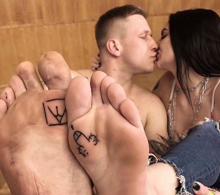 Jmtattoo8's tweet photo. Si no vamos a tatuarnos esto no quiero nada . https://t.co/EgqTJntKiW