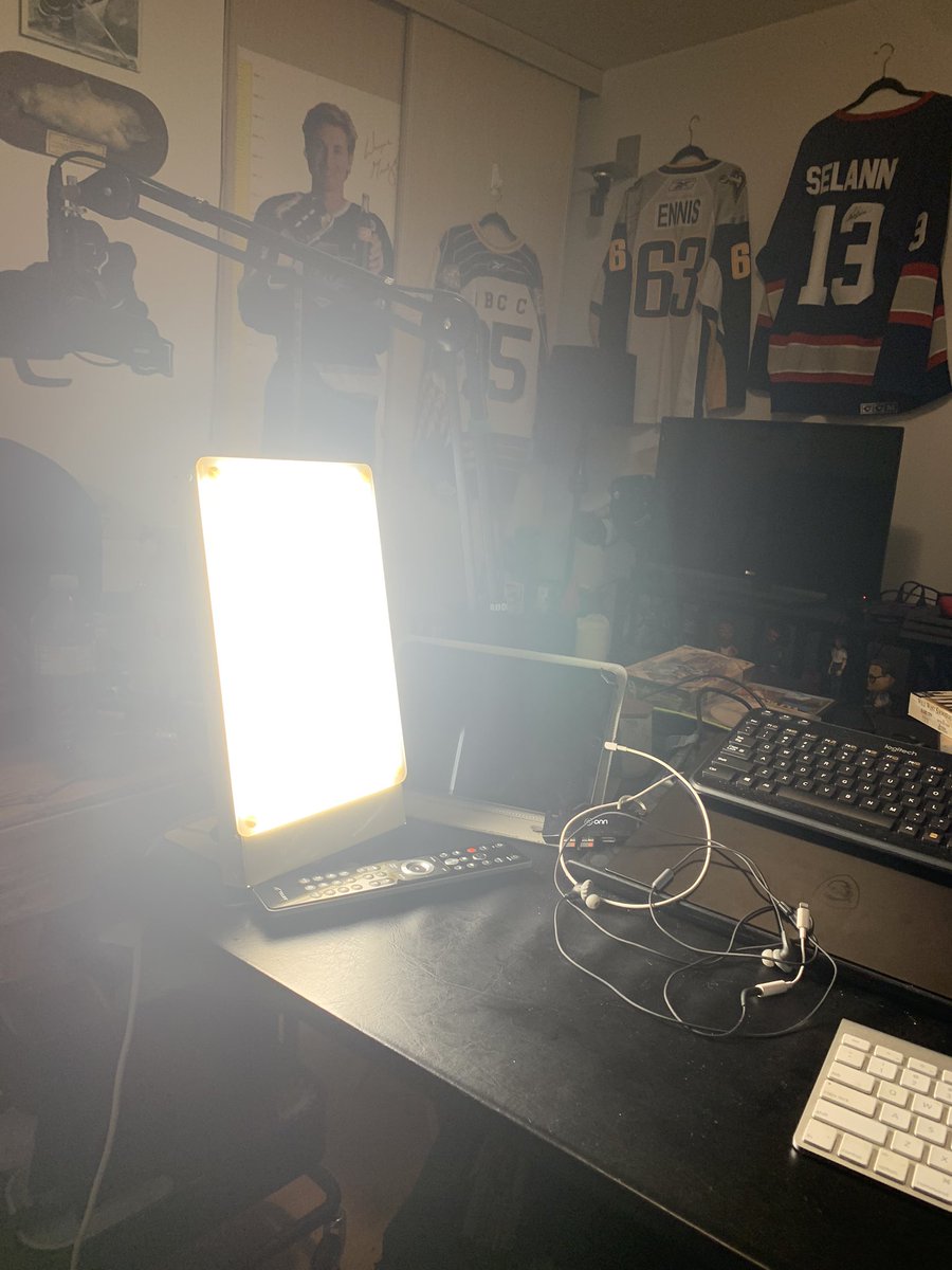 DuckMillard's tweet photo. I have recently started using one of these lights and I do think it is helping. Any little bit of light into the dark world of depression is welcome. #SADLight #sicknotweak https://t.co/9quRqSvY9J