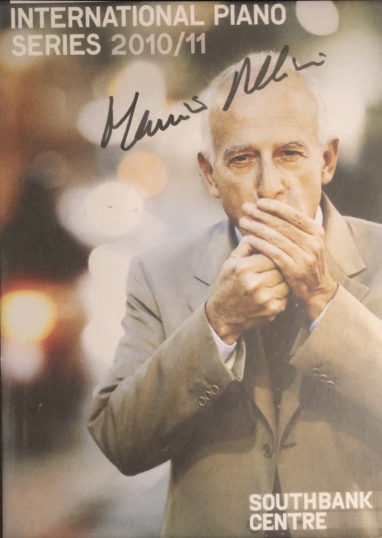 Happy 80th birthday Maurizio Pollini. 