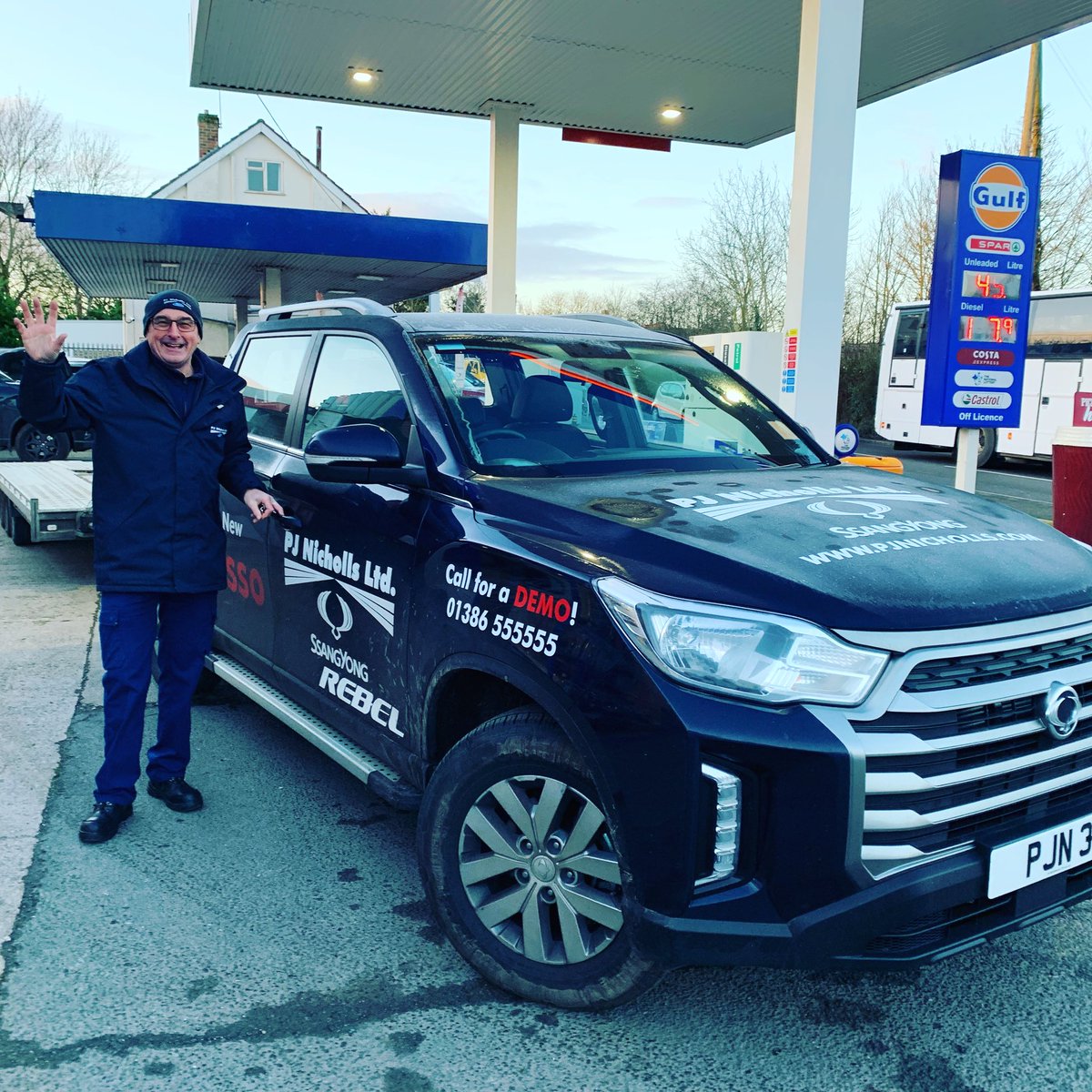 PJ Nicholls Ltd Cars & Commercials (pjnauto) Twitter