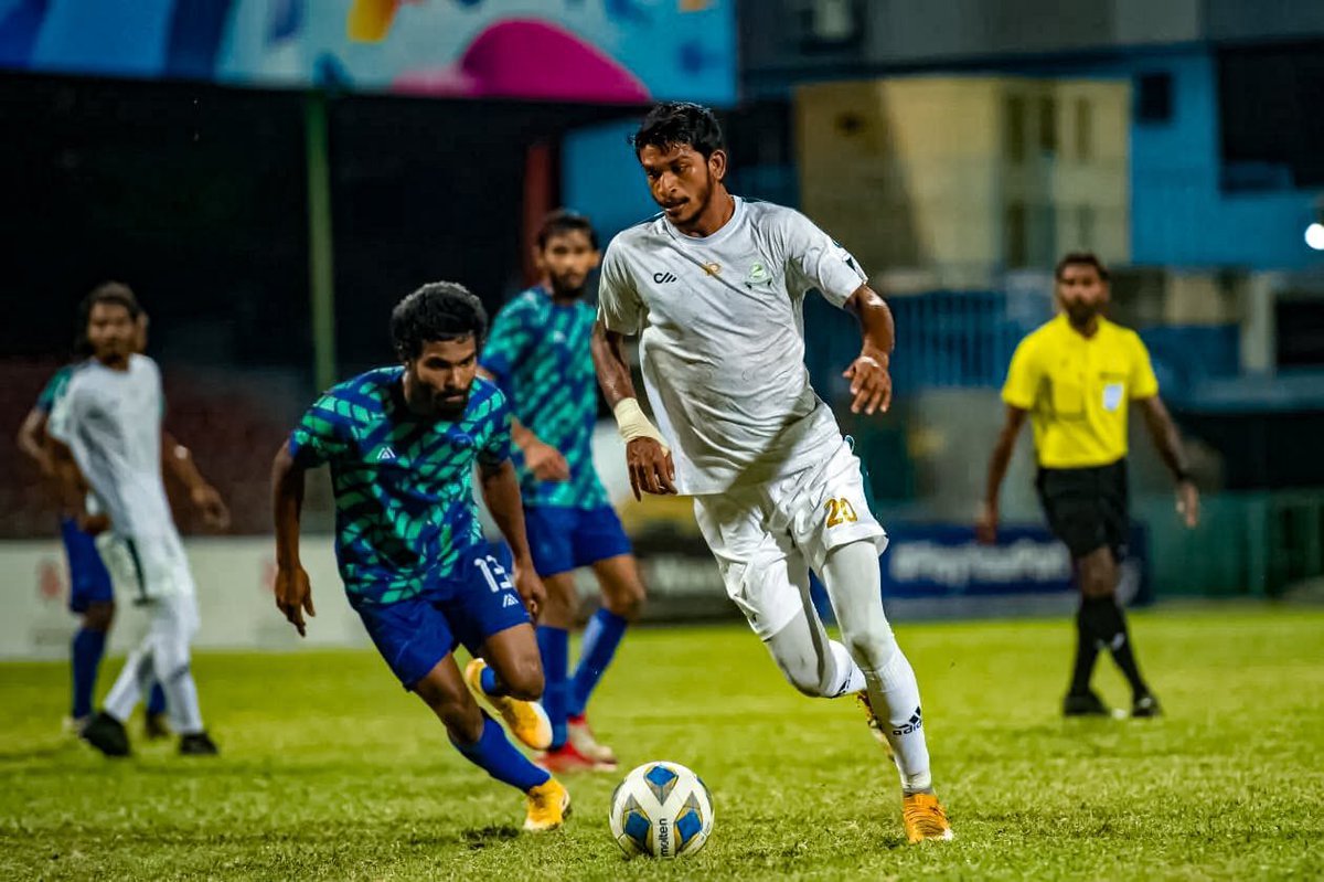 ClubGreenStreet's tweet photo. Congratulations @ansaribrahym π
#CGS No. 20 βοΈ Grabed the Man of the Match to last nights against @super_united_sports
πΈ @mihaarusports
Strong play displayed by this #GreenDragonπWell deserved!π
#CGS #CGSSUS #GoGreenGo #DerbyDay #GreenDragons #PresidentsCUPMV https://t.co/5H2HMb4YhH