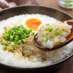 お粥が苦手な人にも喜ばれる一品？!少ない材料で作れて美味しそうな「お粥」レシピ!